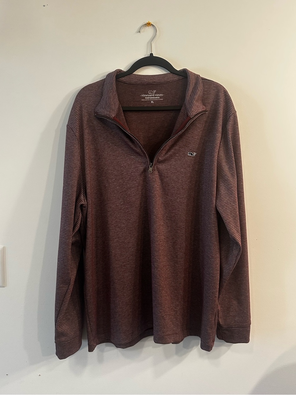 Vineyard Vines Men's Maroon Quarter-Zip Pullover